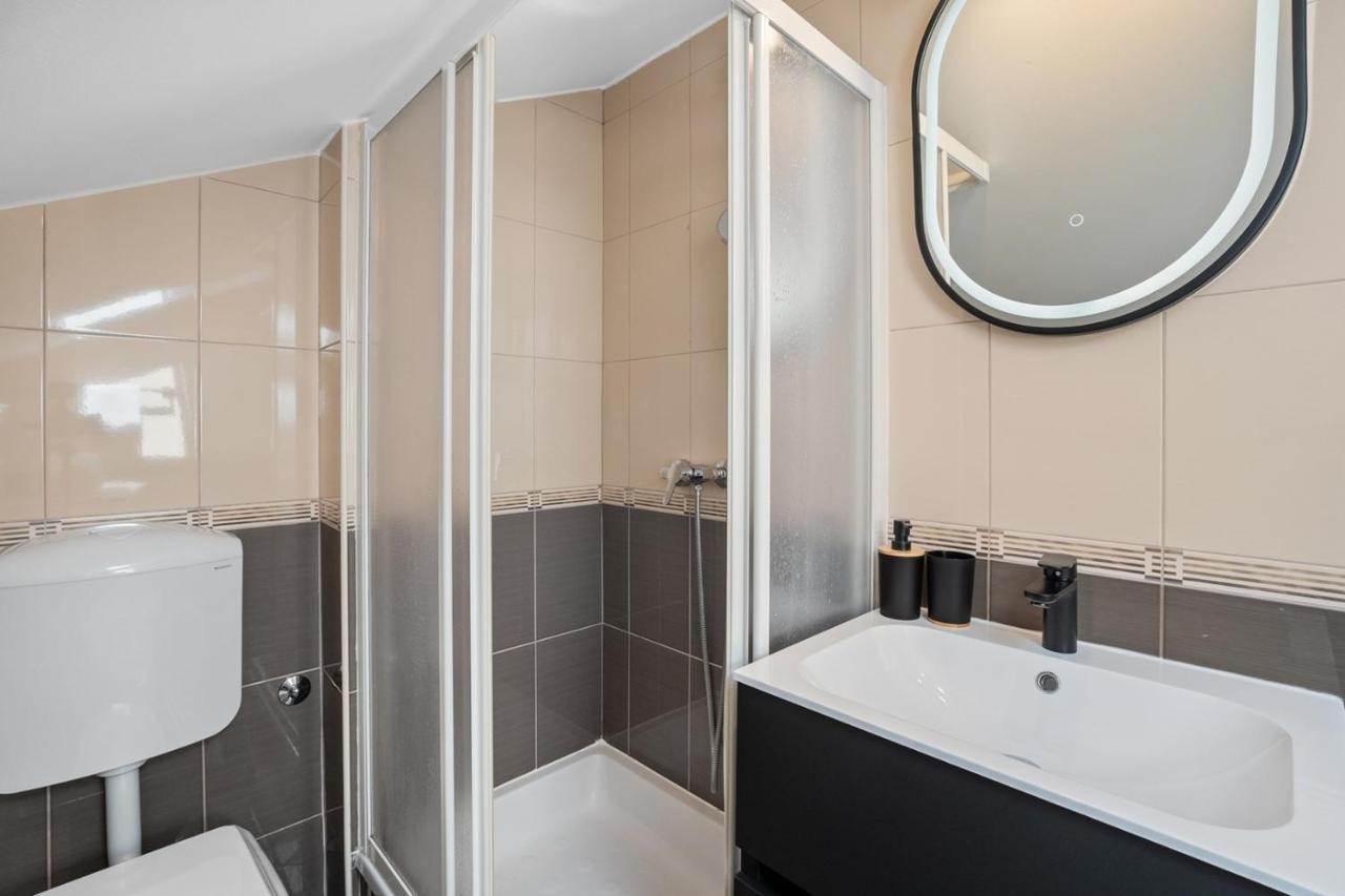 Villa Lux Promajna Esterno foto